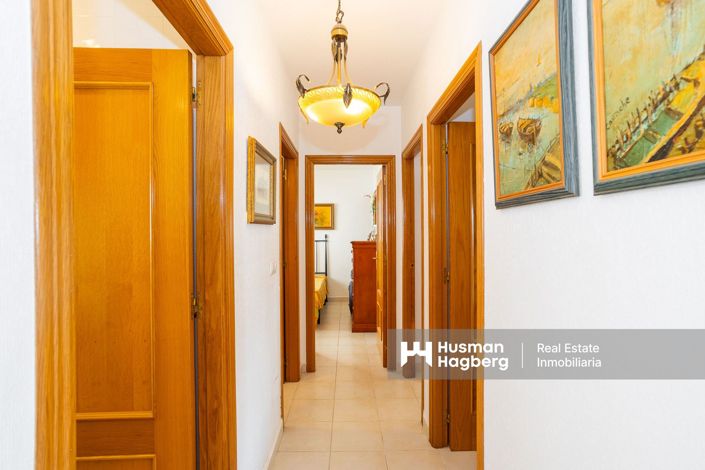 Image No.18-3 Bed Townhouse for sale