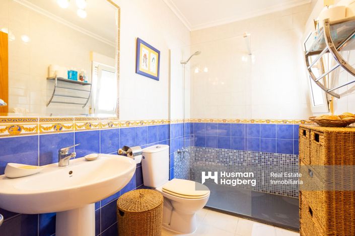 Image No.21-3 Bed Townhouse for sale