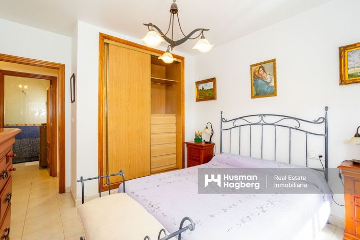 Image No.23-3 Bed Townhouse for sale