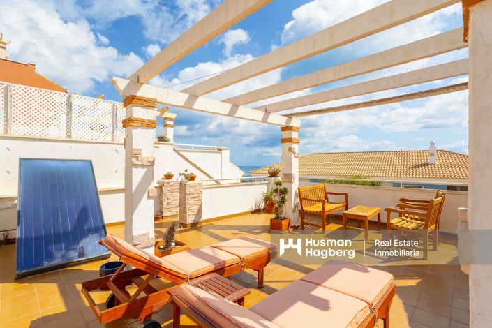 Image No.9-3 Bed Townhouse for sale