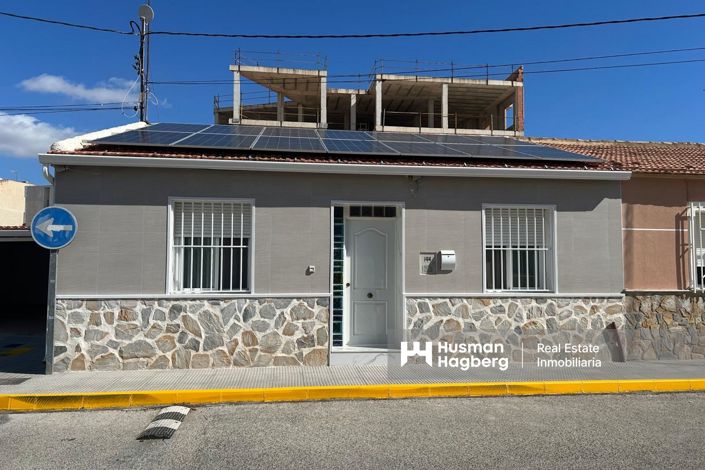 Image No.3-4 Bed Townhouse for sale