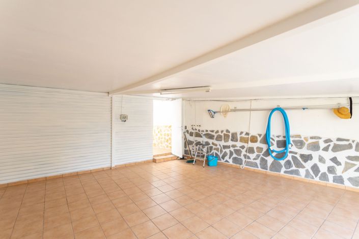 Image No.35-4 Bed Townhouse for sale