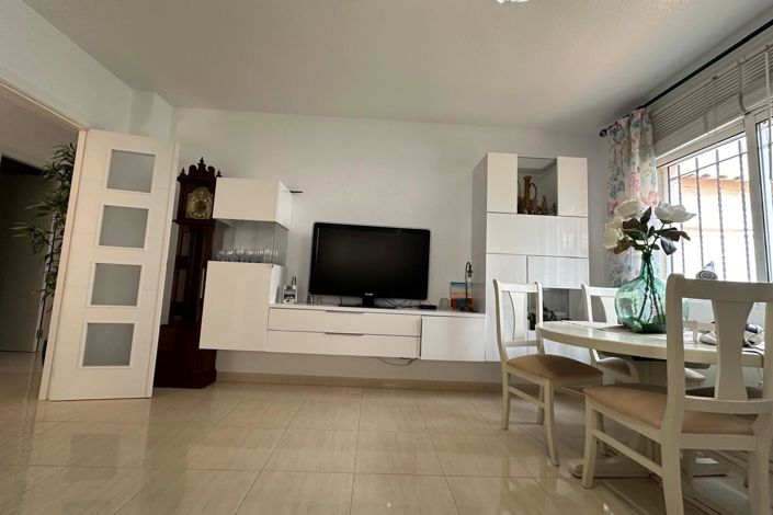 Image No.7-4 Bed Townhouse for sale