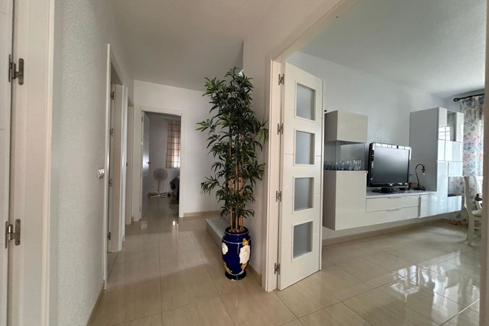 Image No.8-4 Bed Townhouse for sale