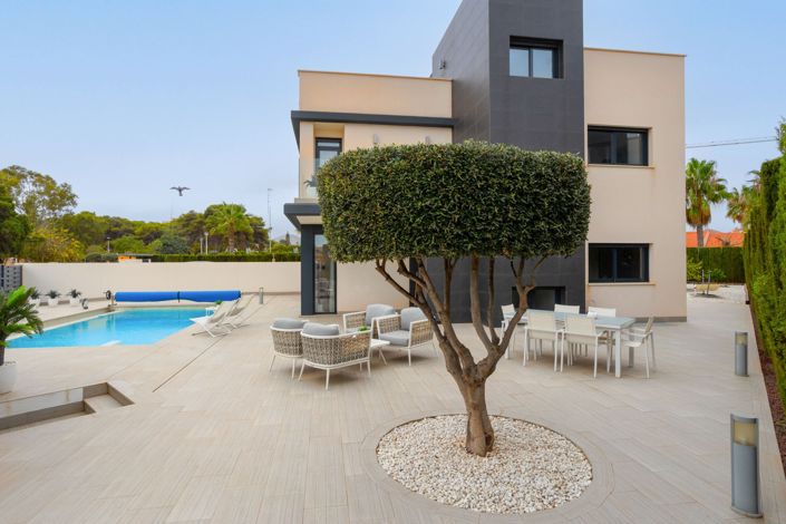 Image No.1-Villa de 4 chambres à vendre à Playa Honda 