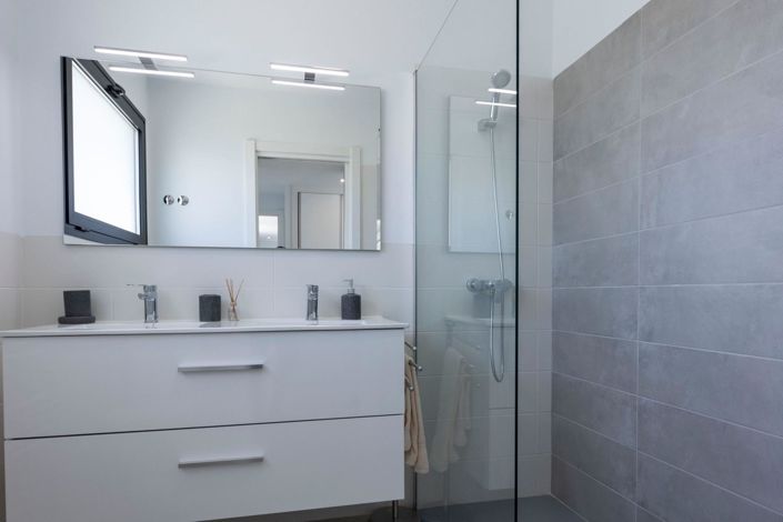 Image No.11-3 Bed Villa for sale