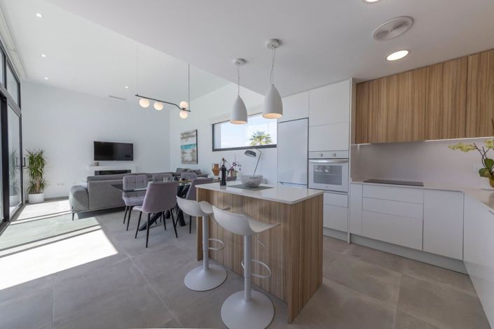 Image No.3-3 Bed Villa for sale