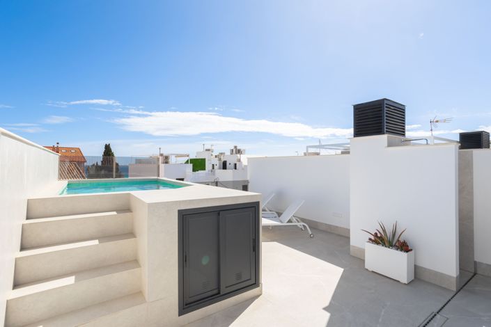 Image No.4-3 Bed Townhouse for sale