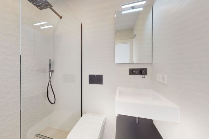 Image No.11-3 Bed Villa for sale