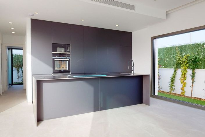 Image No.7-3 Bed Villa for sale