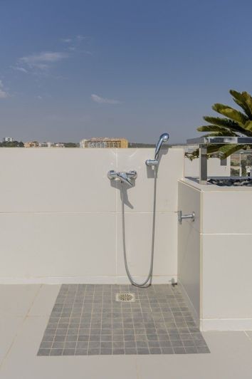 Image No.25-3 Bed Villa for sale