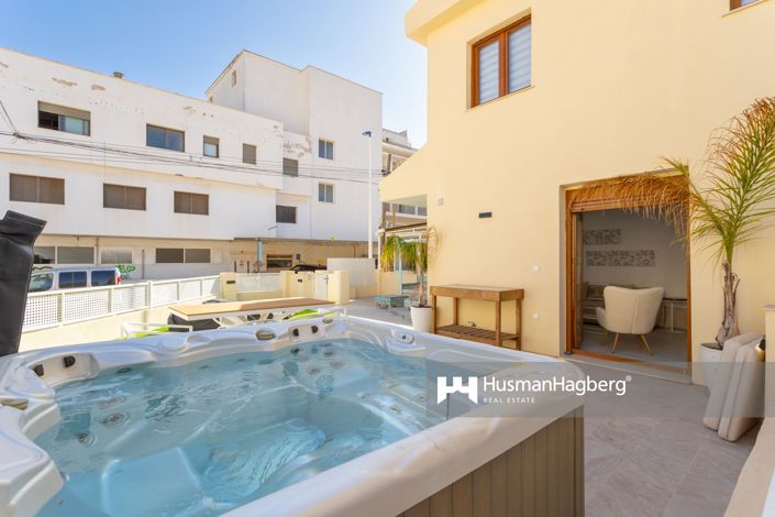 Image No.1-3 Bed Townhouse for sale