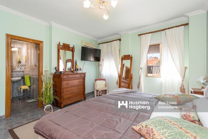 Image No.11-4 Bed Villa for sale