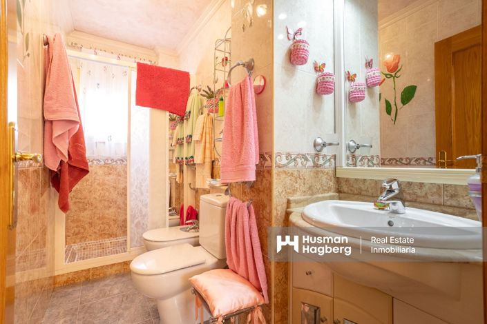 Image No.16-4 Bed Villa for sale