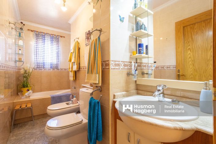 Image No.17-4 Bed Villa for sale