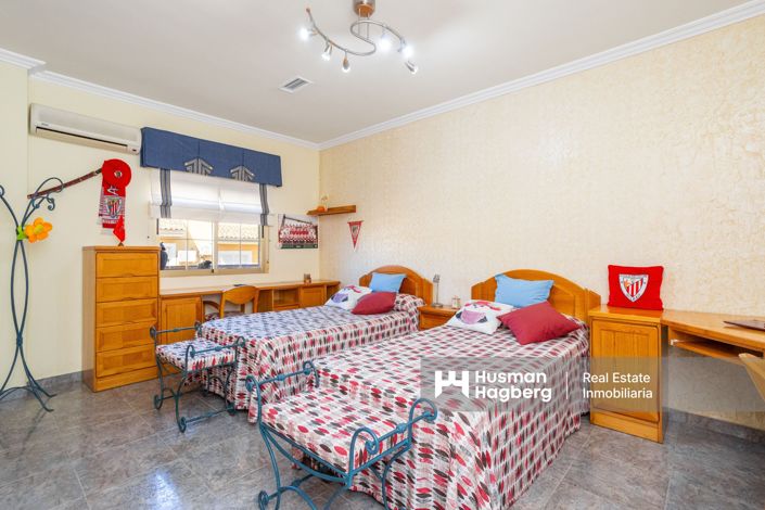 Image No.20-4 Bed Villa for sale