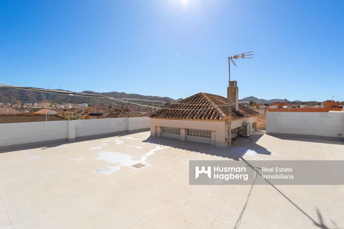 Image No.33-4 Bed Villa for sale