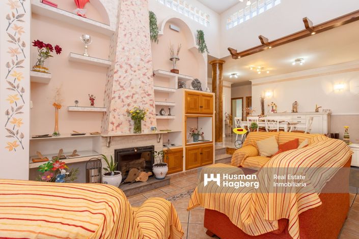 Image No.4-4 Bed Villa for sale