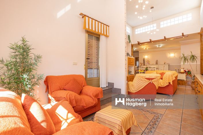 Image No.5-4 Bed Villa for sale