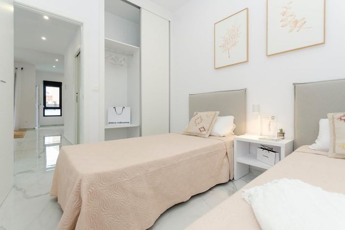 Image No.23-3 Bed Villa for sale