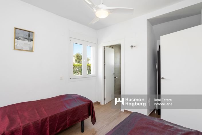 Image No.17-3 Bed Villa for sale