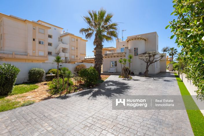 Image No.44-3 Bed Villa for sale