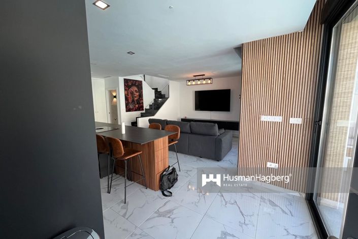 Image No.3-3 Bed Villa for sale