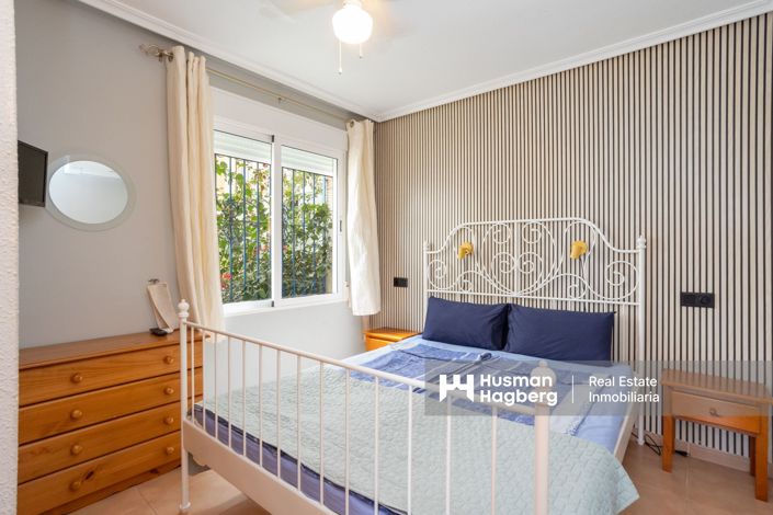 Image No.13-3 Bed Townhouse for sale