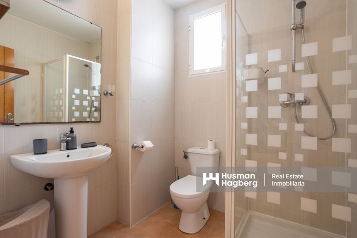 Image No.15-3 Bed Townhouse for sale