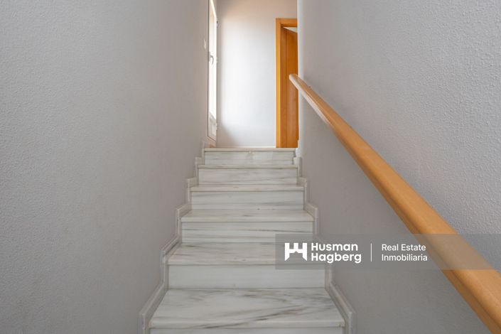 Image No.16-3 Bed Townhouse for sale