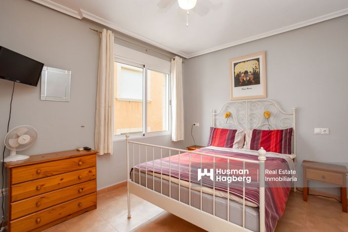 Image No.17-3 Bed Townhouse for sale