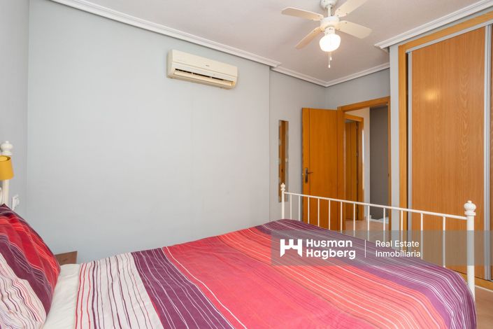 Image No.18-3 Bed Townhouse for sale