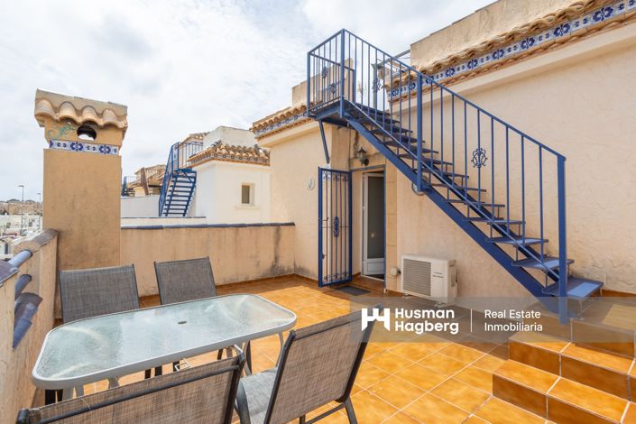 Image No.24-3 Bed Townhouse for sale