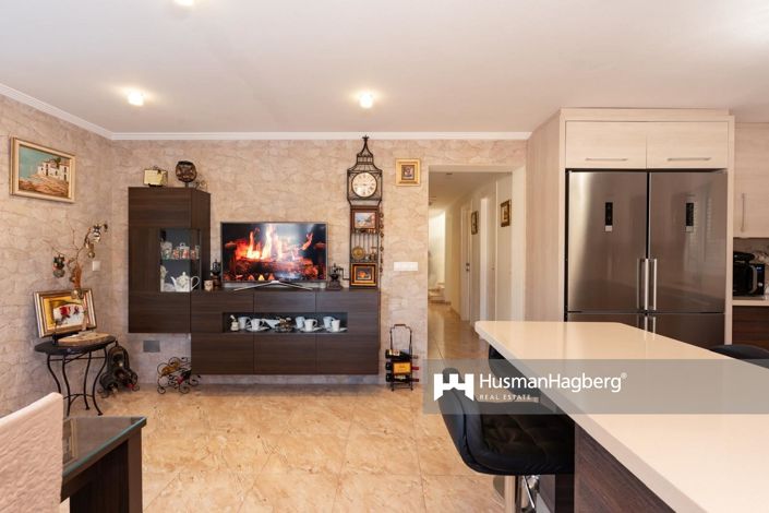 Image No.18-7 Bed Villa for sale