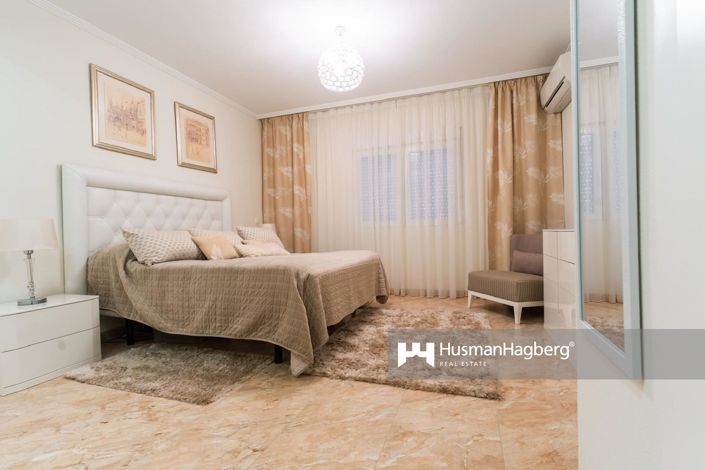 Image No.19-7 Bed Villa for sale