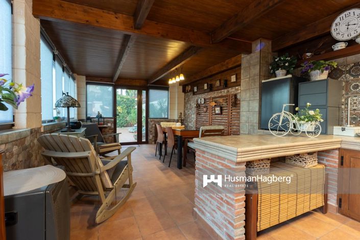 Image No.7-7 Bed Villa for sale