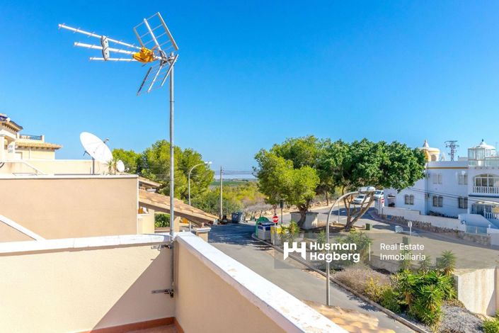 Image No.18-3 Bed Villa for sale