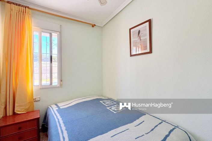 Image No.15-4 Bed Townhouse for sale