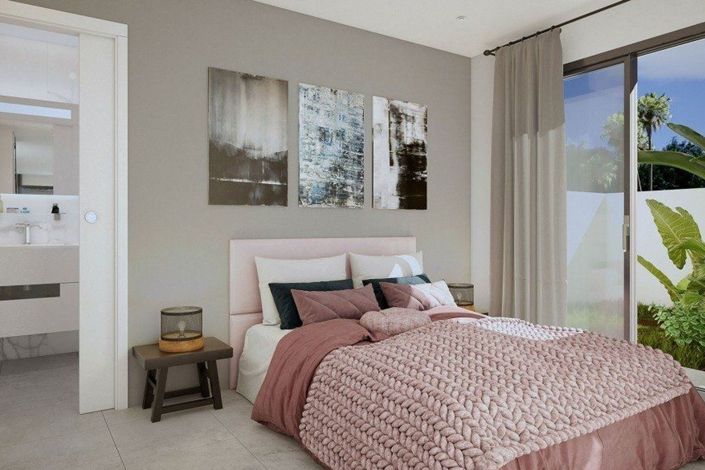 Image No.7-3 Bed Villa for sale