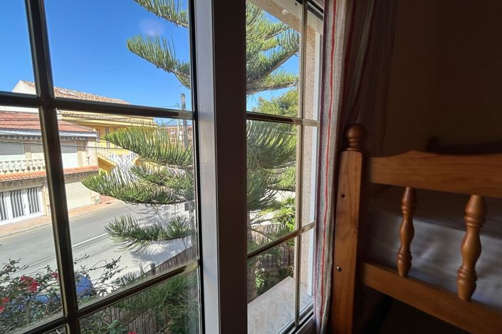 Image No.7-4 Bed Townhouse for sale