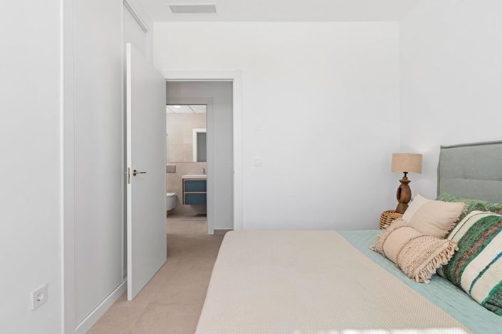 Image No.30-3 Bed Villa for sale