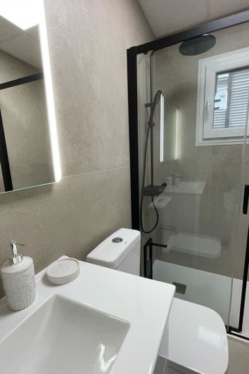 Image No.40-2 Bed Apartment for sale