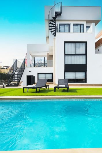 Image No.2-3 Bed Villa for sale