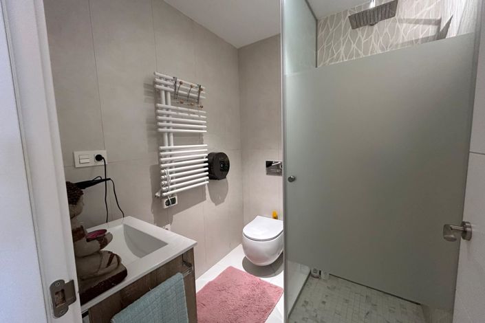 Image No.18-3 Bed Apartment for sale