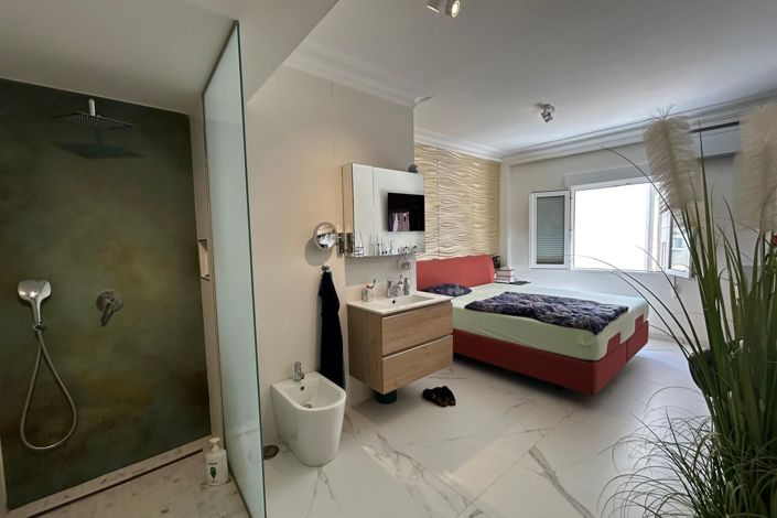 Image No.9-3 Bed Apartment for sale