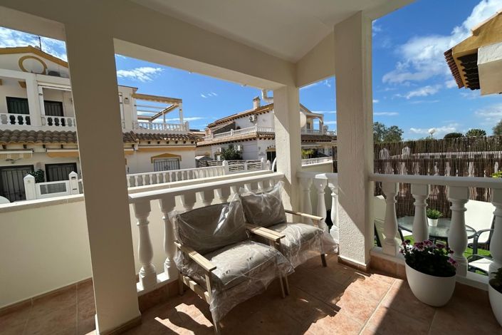 Image No.39-3 Bed Townhouse for sale