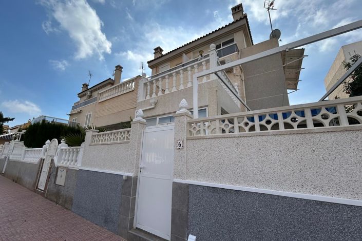 Image No.1-Maison de ville de 3 chambres à vendre à Alicante