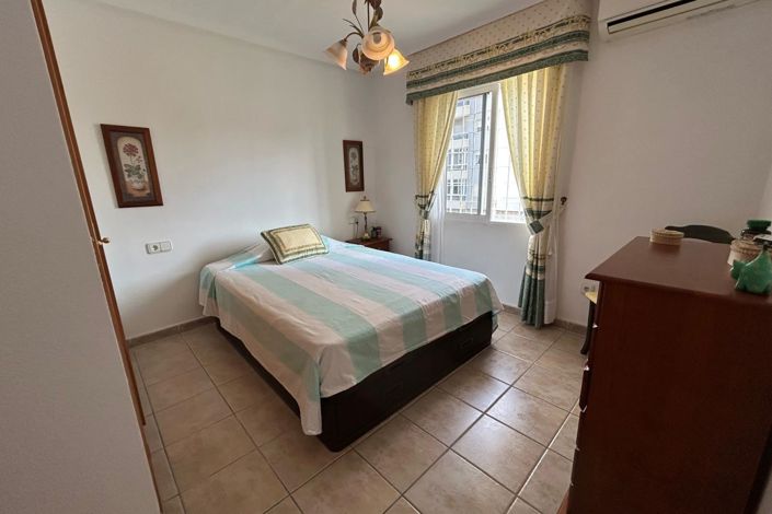 Image No.14-3 Bed Townhouse for sale