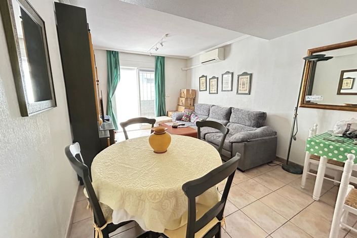 Image No.23-3 Bed Townhouse for sale