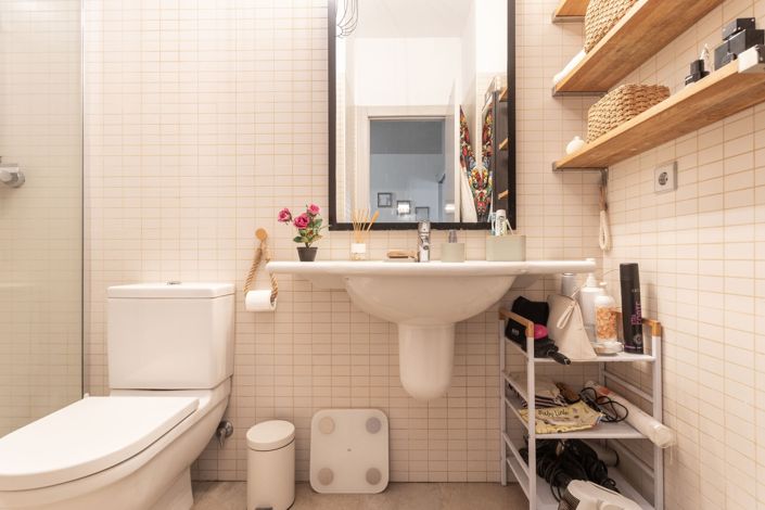 Image No.11-2 Bed Townhouse for sale